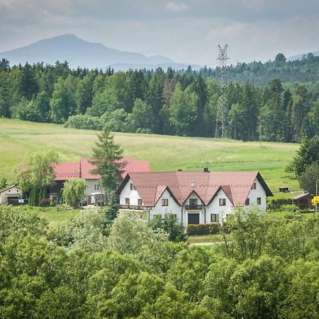 Stas -Przy Szkole Nr 3 W Skawie Skawa Eksteriør billede